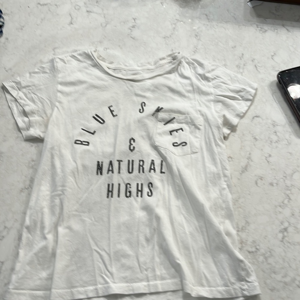 White T “blue skies and natural highs”  Bills Bonf   All cotton soft !